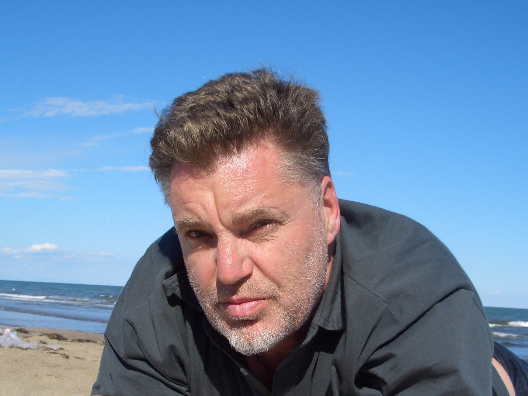 Porträtfoto von Markus Oehlen